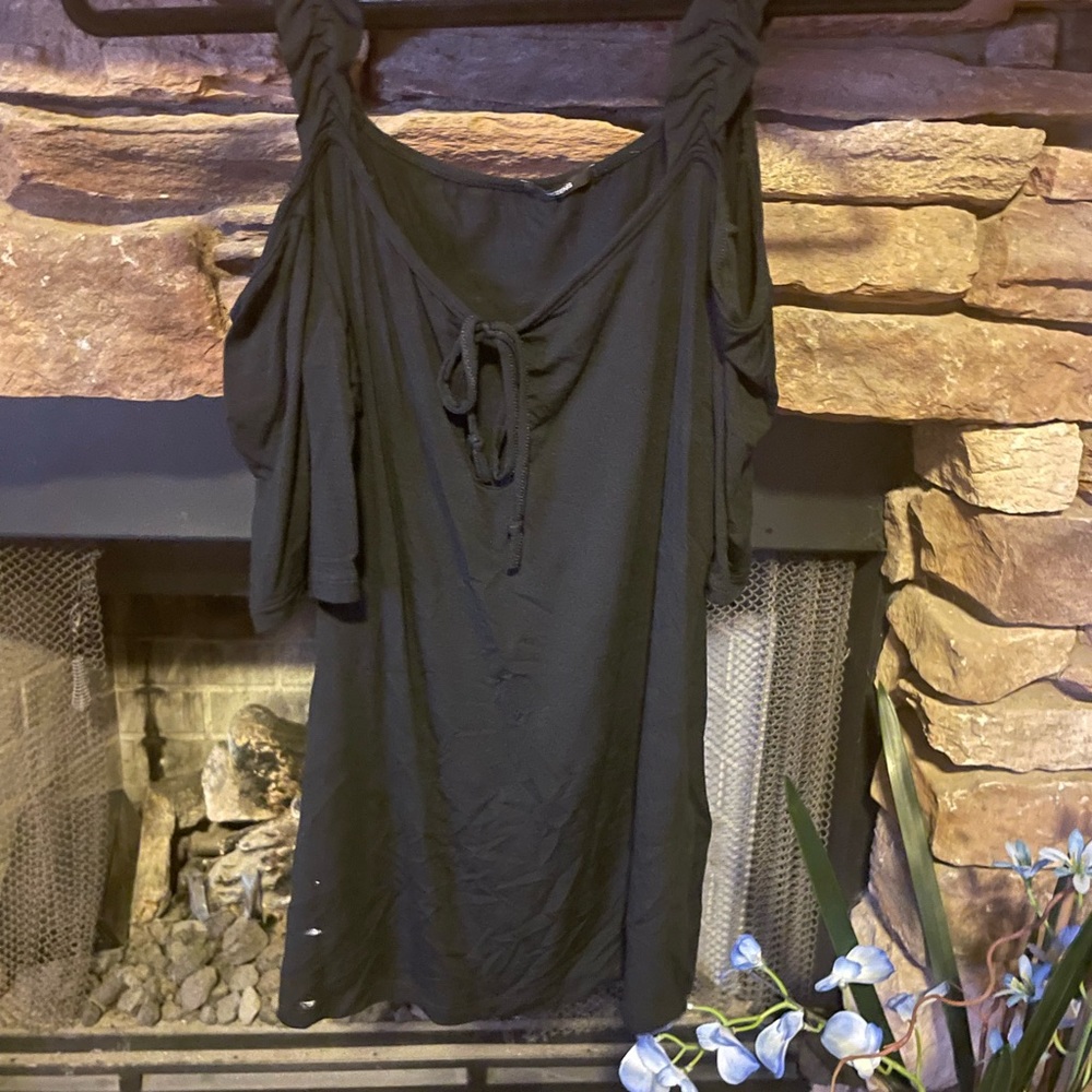 TEZENIS Pretty black large off the shoulder top